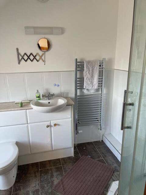 בארו אין פרנס Holbeck Garden Villa מראה חיצוני תמונה